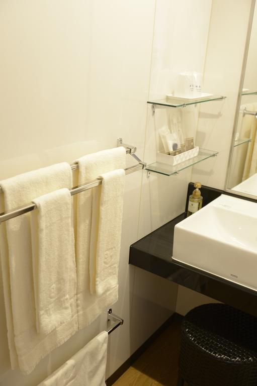 Natural Hot Spring Midosuji Hotel Osaka Room photo