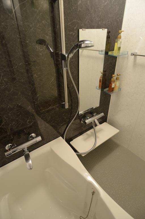 Natural Hot Spring Midosuji Hotel Osaka Room photo