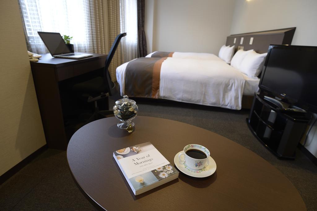 Natural Hot Spring Midosuji Hotel Osaka Room photo