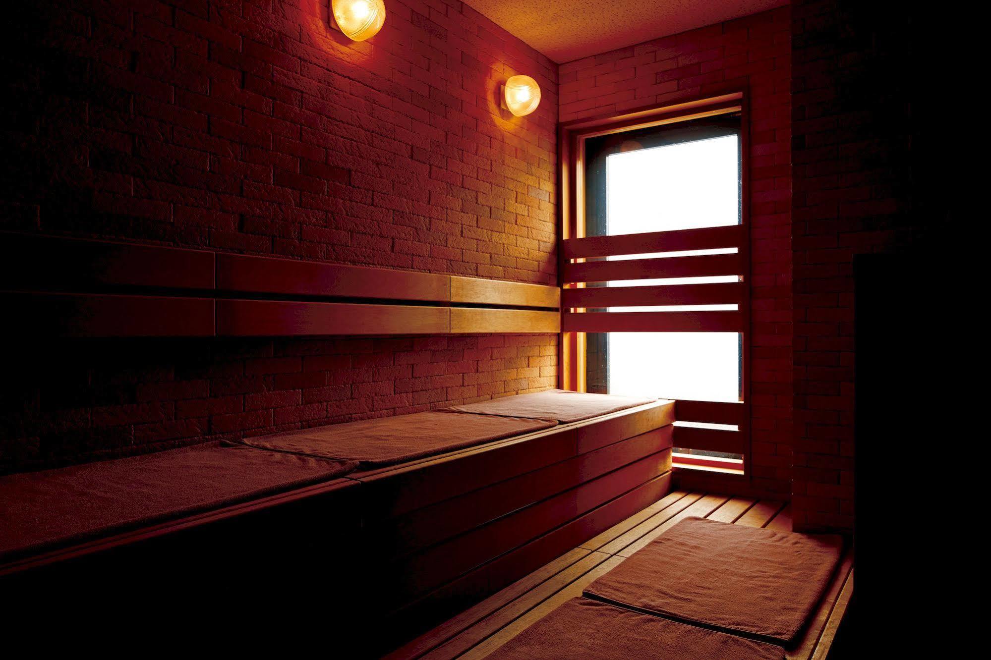 Natural Hot Spring Midosuji Hotel Osaka Exterior photo